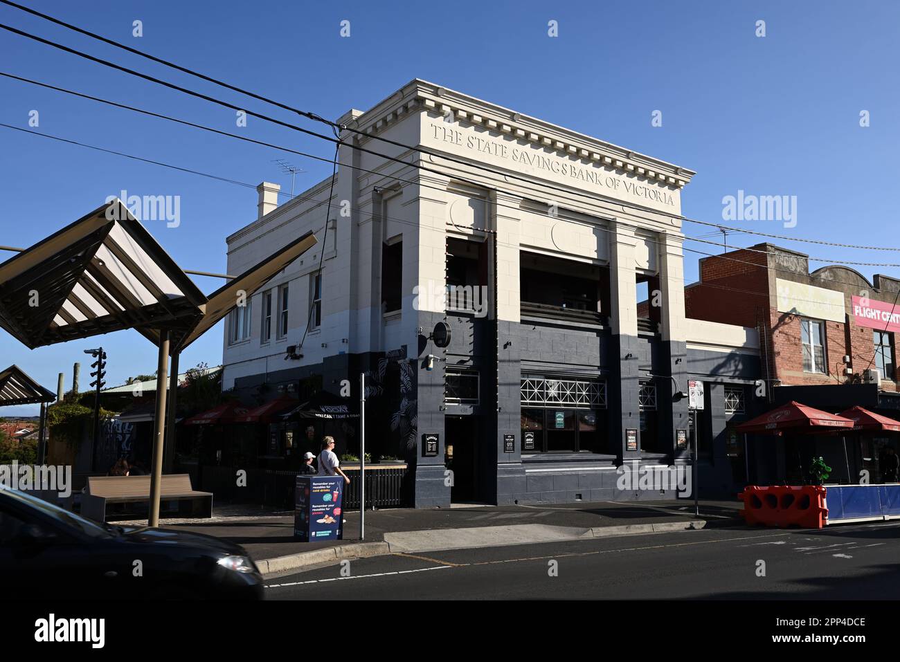 Sonder Bar, in Centre Rd, situato in un edificio storico, precedentemente la state Savings Bank di Victoria Foto Stock