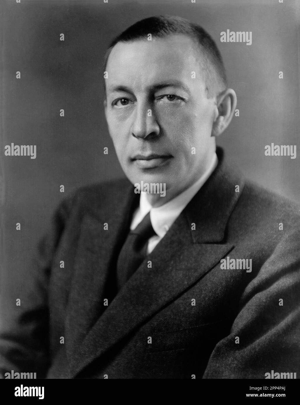 Sergei Rachmaninoff. c. 1921 Foto Stock