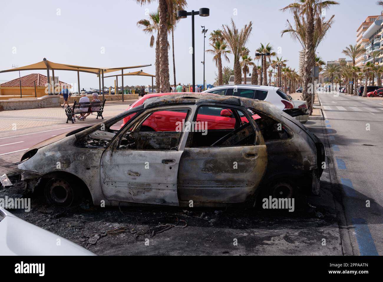 Auto bruciata a Fuengirola, Málaga, Spagna. Foto Stock