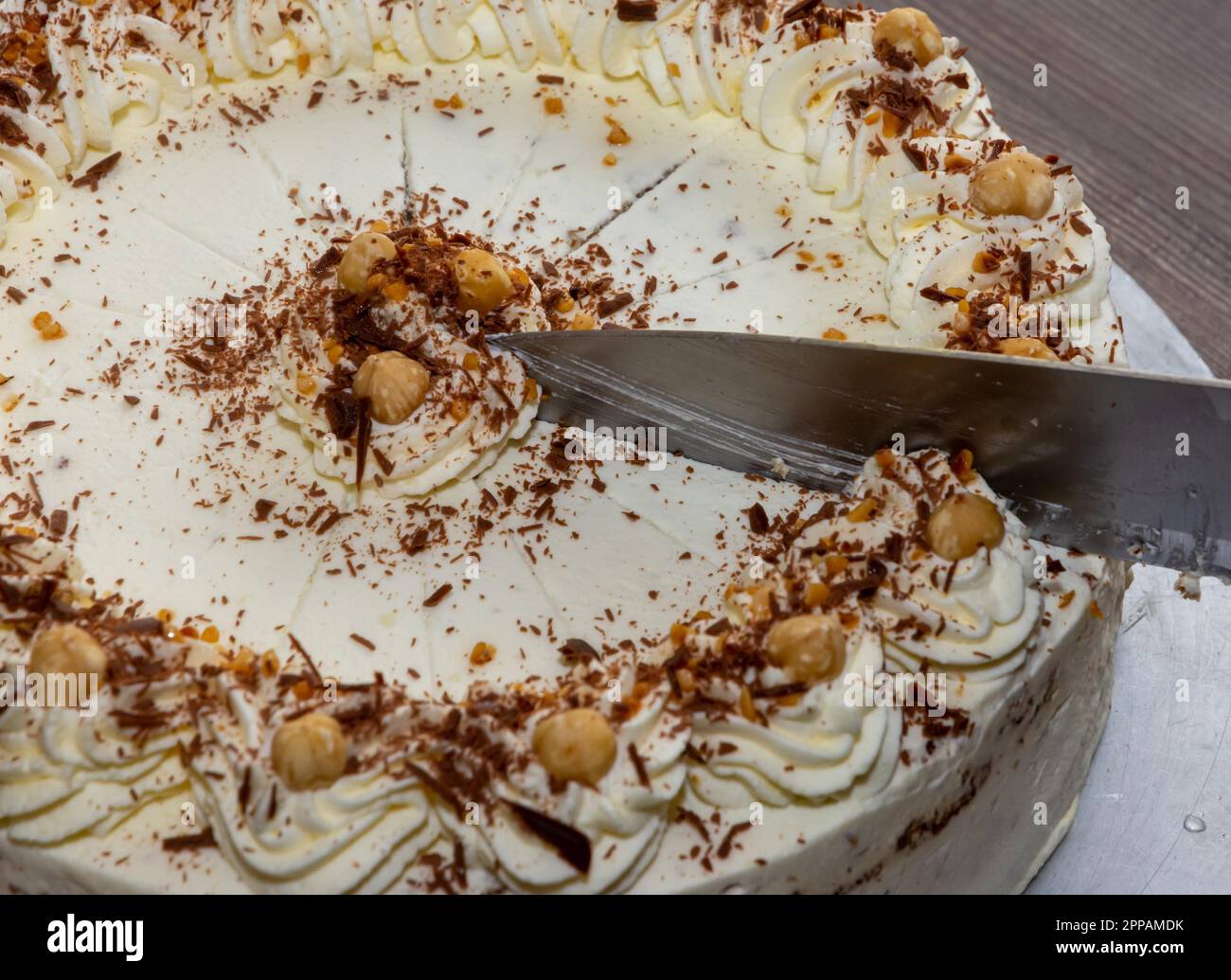 Buffet di dolci fatti in casa per una festa di compleanno Foto Stock