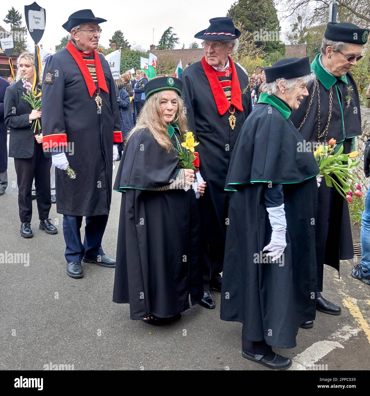 William Shakespeare festeggiamenti di compleanno con la gente del posto vestita in costume elisabettiano. Stratford Upon Avon, Inghilterra, Regno Unito. Foto Stock