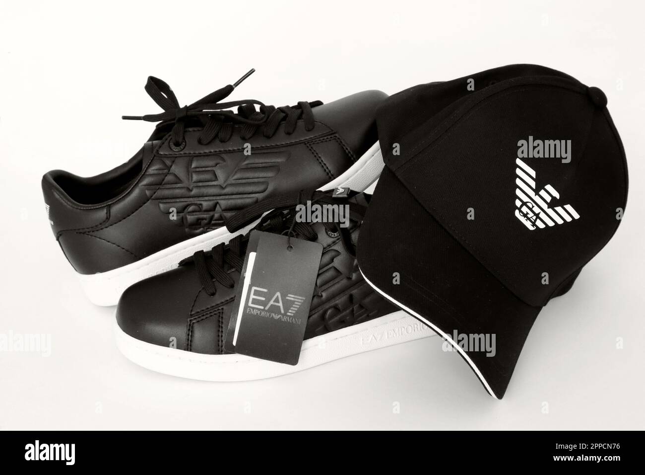Marchio armani clearance