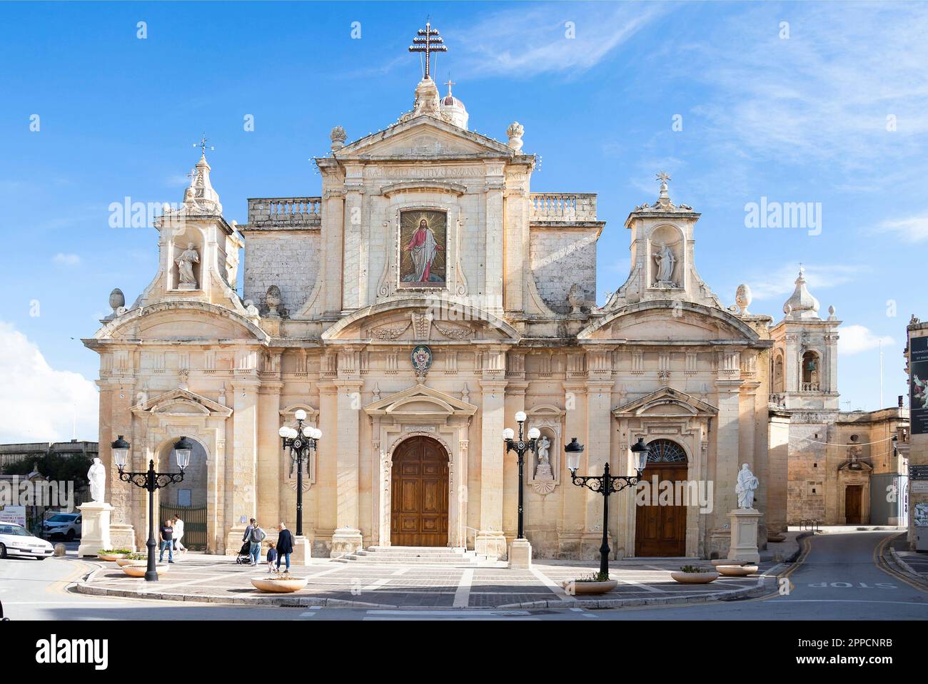 Rabat, Malta - 13 novembre 2022: La basilica di San Paolo nella piazza principale della città Foto Stock