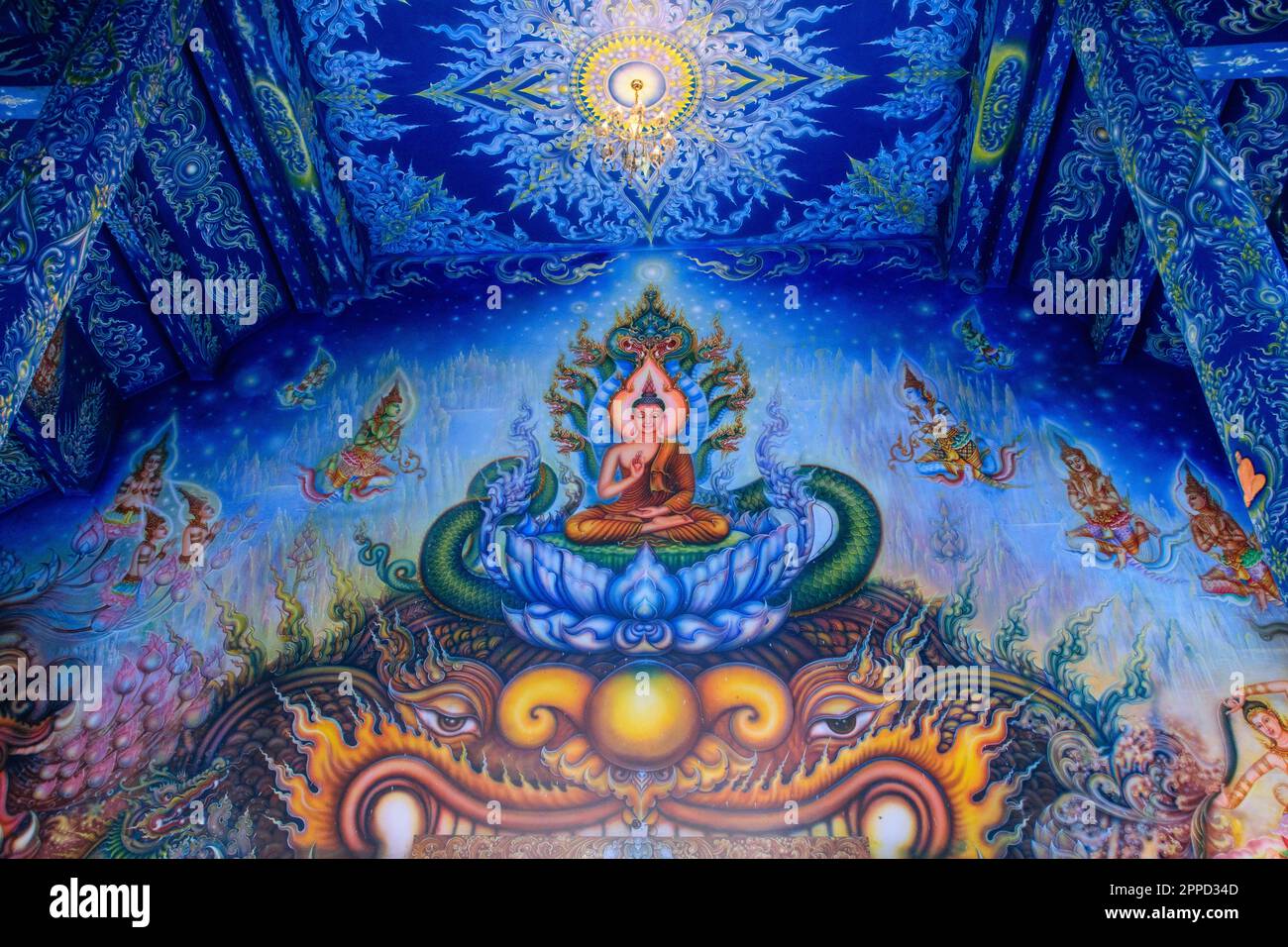 Tempio Blu Wat Rong Suea Ten, bellissimo tempio nella provincia di Chiang Rai Foto Stock