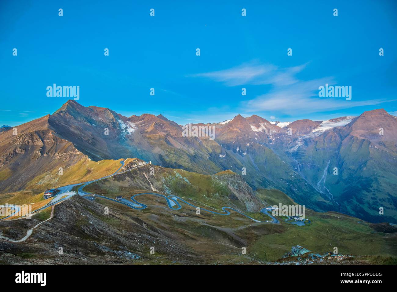 Austria, Salzburger Land, Vista dalla cima del monte Edelweissspitze Foto Stock