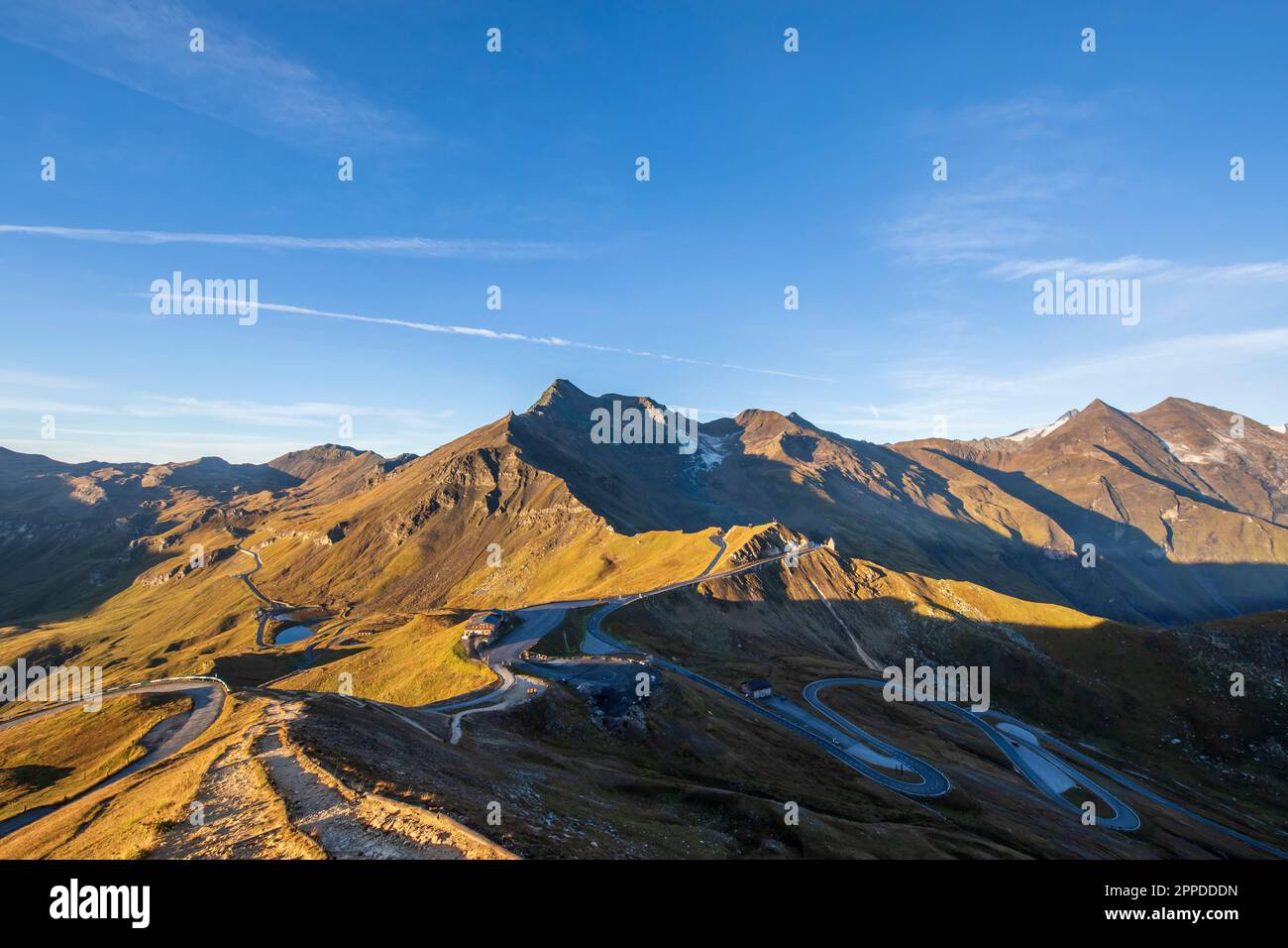 Austria, Salzburger Land, Vista dalla cima del monte Edelweissspitze Foto Stock