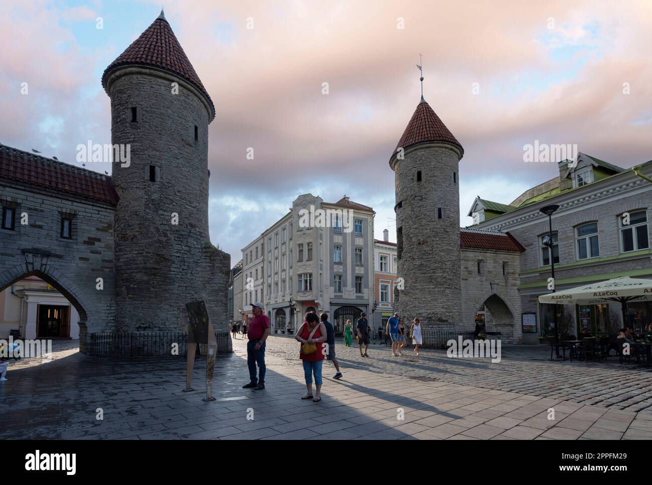 Porta di Viru a Tallinn in Estonia Foto Stock