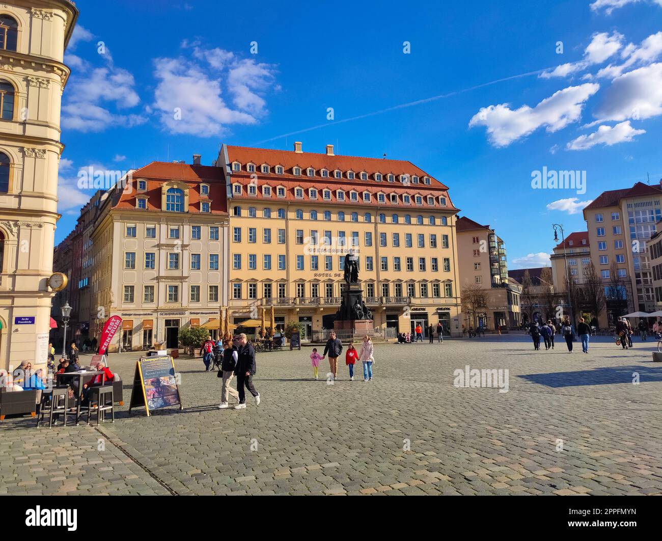 L'hotel 4 stelle Steigenberger de Saxe nel cuore della città di Dresda. Foto Stock