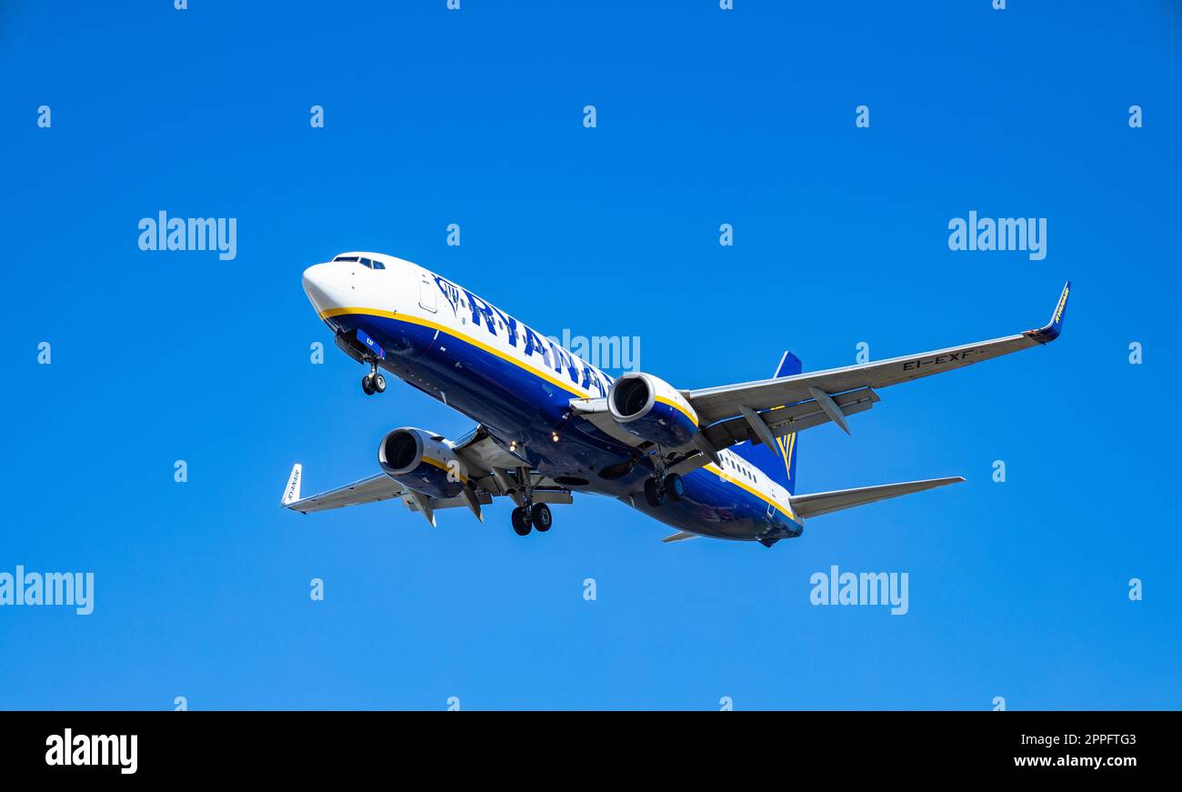 Ryanair atterraggio aereo Foto Stock