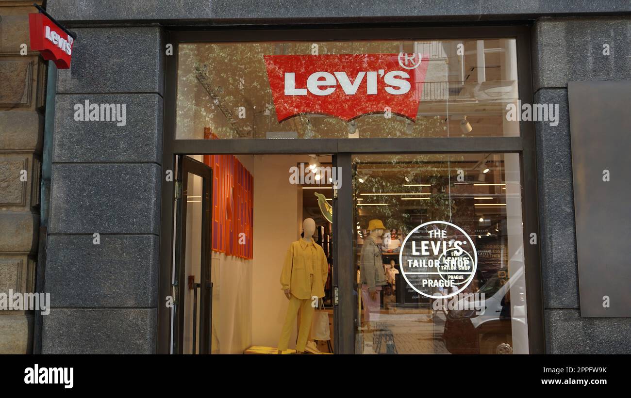 Il negozio di jeans Levis Levi a Praga, repubblica Ceca Foto Stock