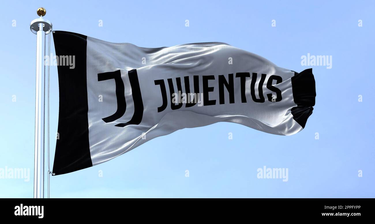 Torino, 2022 luglio: La bandiera della Juventus Football Club sventola. Juventus è un club calcistico professionista con sede a Torino. Italia Foto Stock