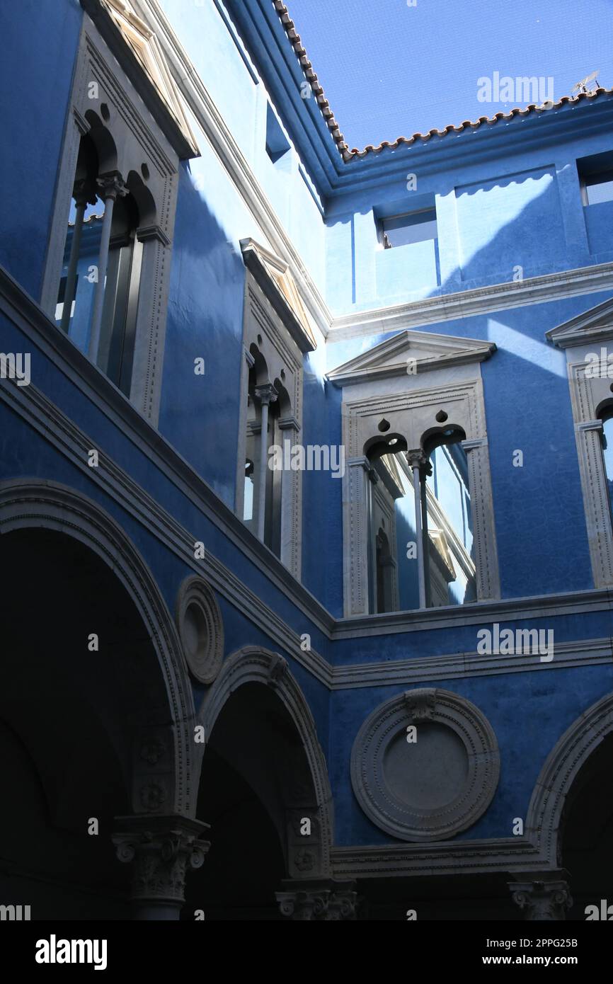 Vista sulla città, facciate di Valencia, provincia di Valencia, Spagna, marzo 2023 Foto Stock