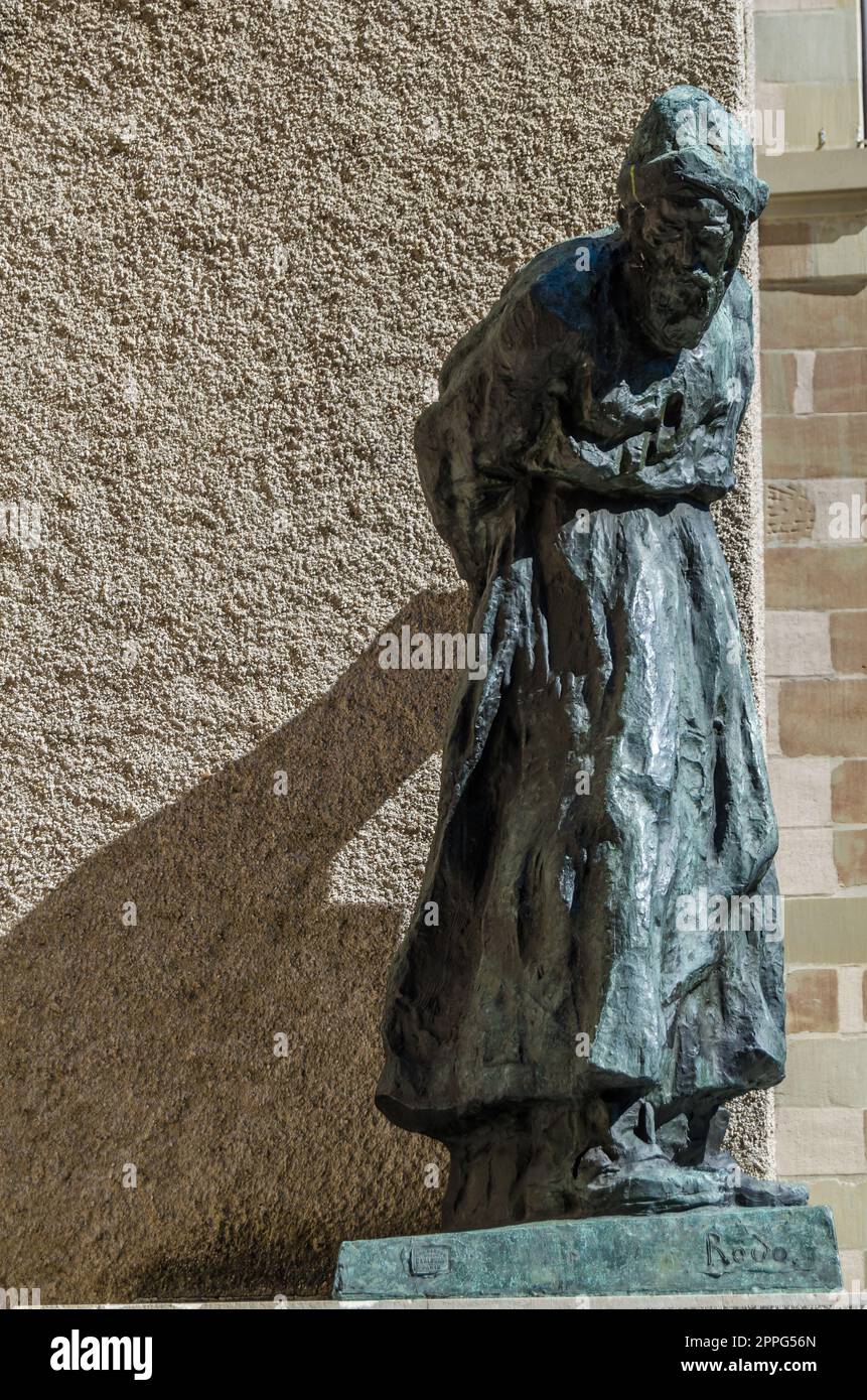 GINEVRA, SVIZZERA - 4 SETTEMBRE 2013: Statua di JEREMIE (Jeremiah) a Ginevra, realizzata dallo scultore svizzero Rodo nel 1913. La statua fu collocata nel 1939 nella posizione attuale Foto Stock