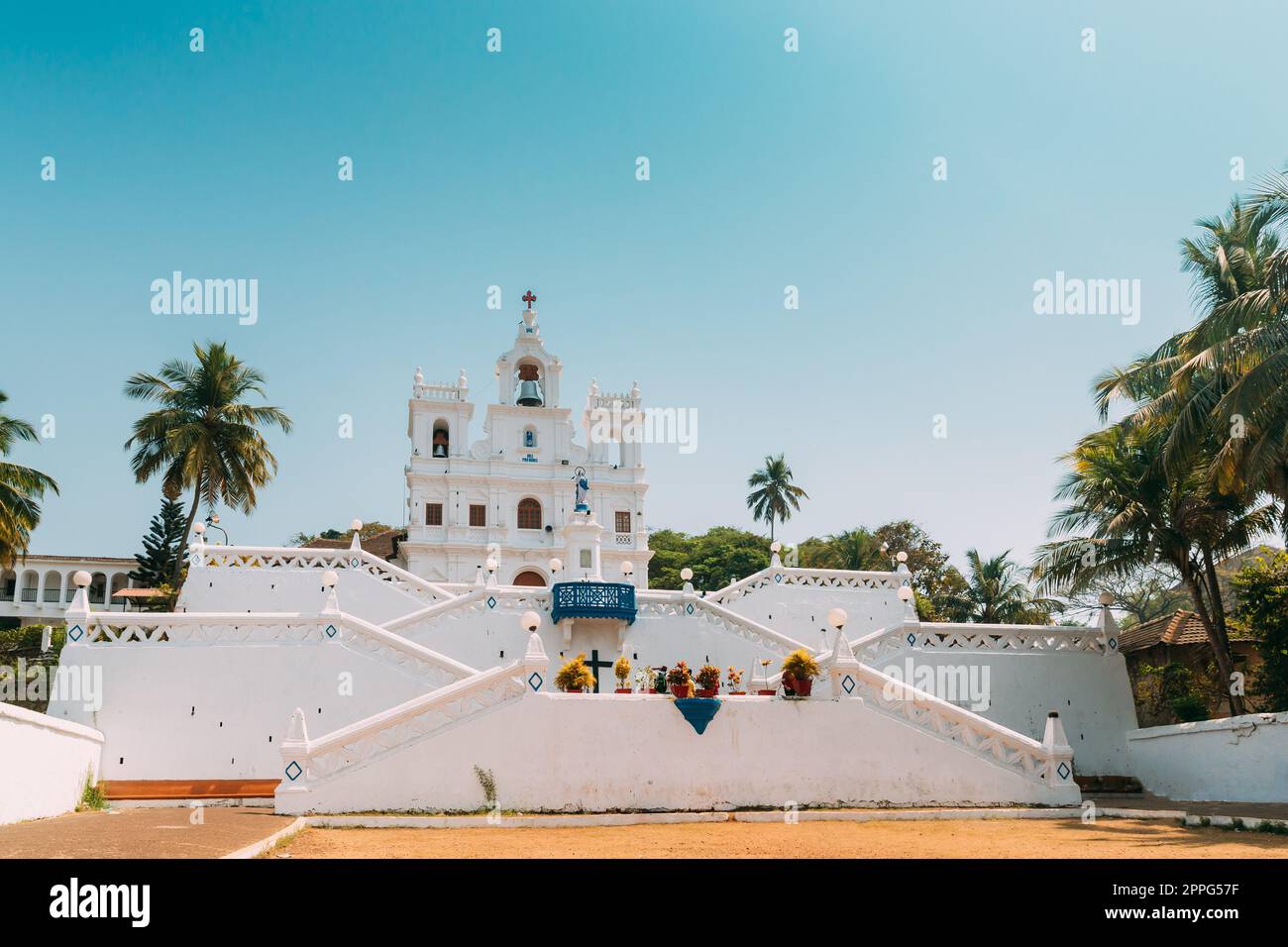 Panaji, Goa, India. La chiesa di nostra Signora dell'Immacolata Concezione si trova a Panjim. Famoso monumento e patrimonio storico. Famosa destinazione panoramica Foto Stock