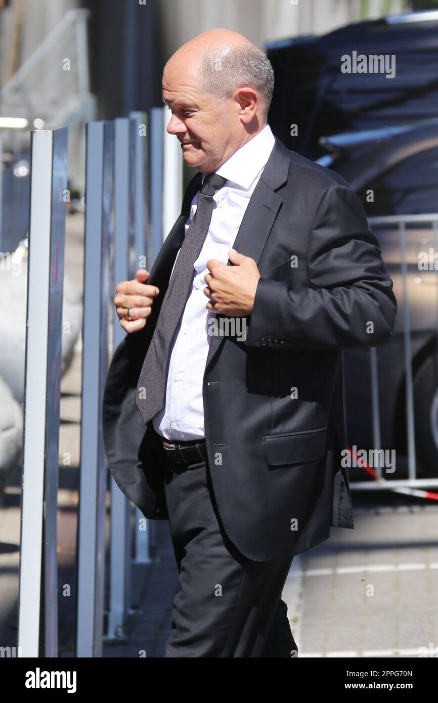 OLAF Scholz, servizio funebre Uwe Seeler, Volkasparkstadion, 10.08.2022 Foto Stock