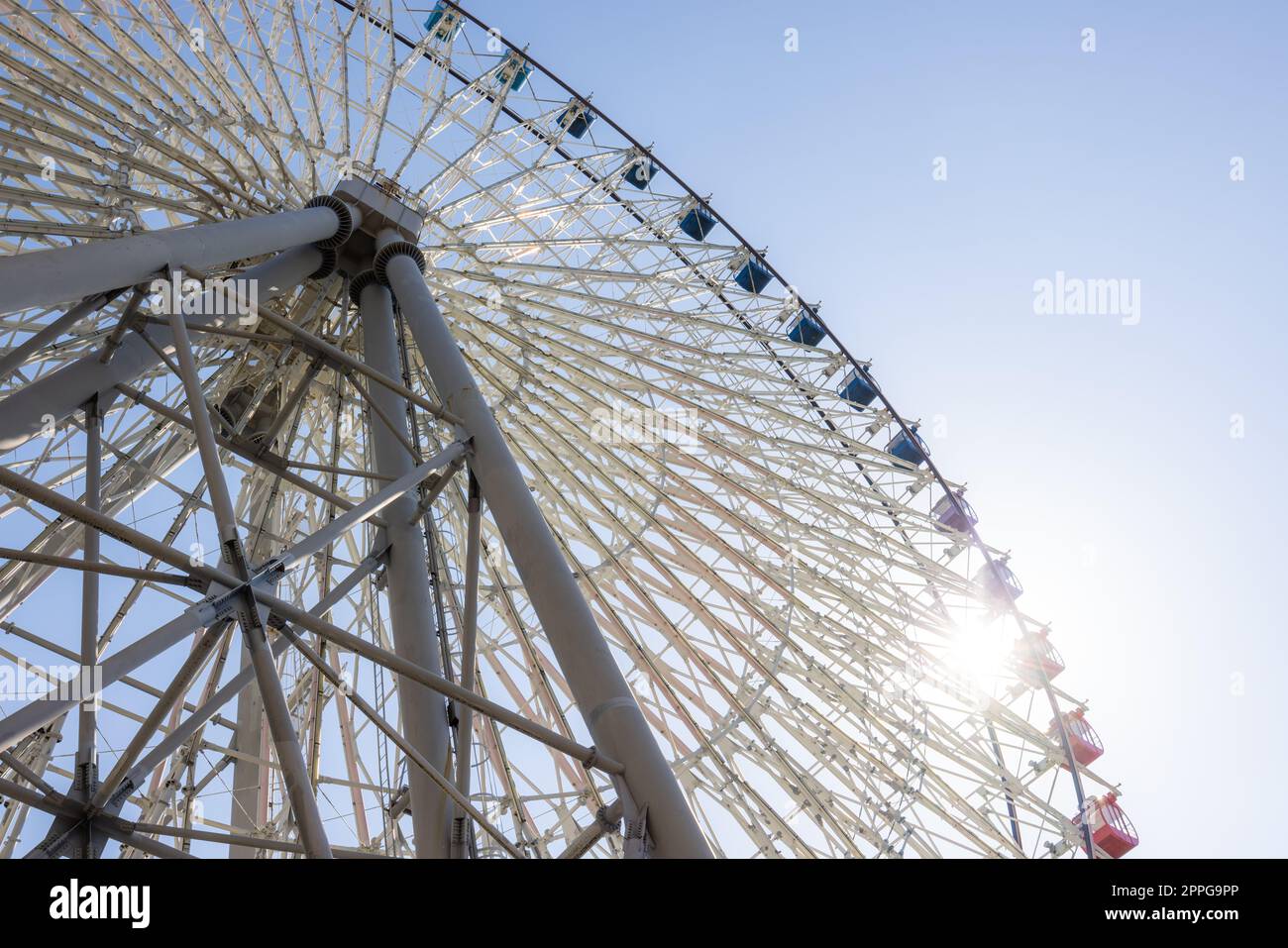 Angolo della ruota in ferris basso Foto Stock