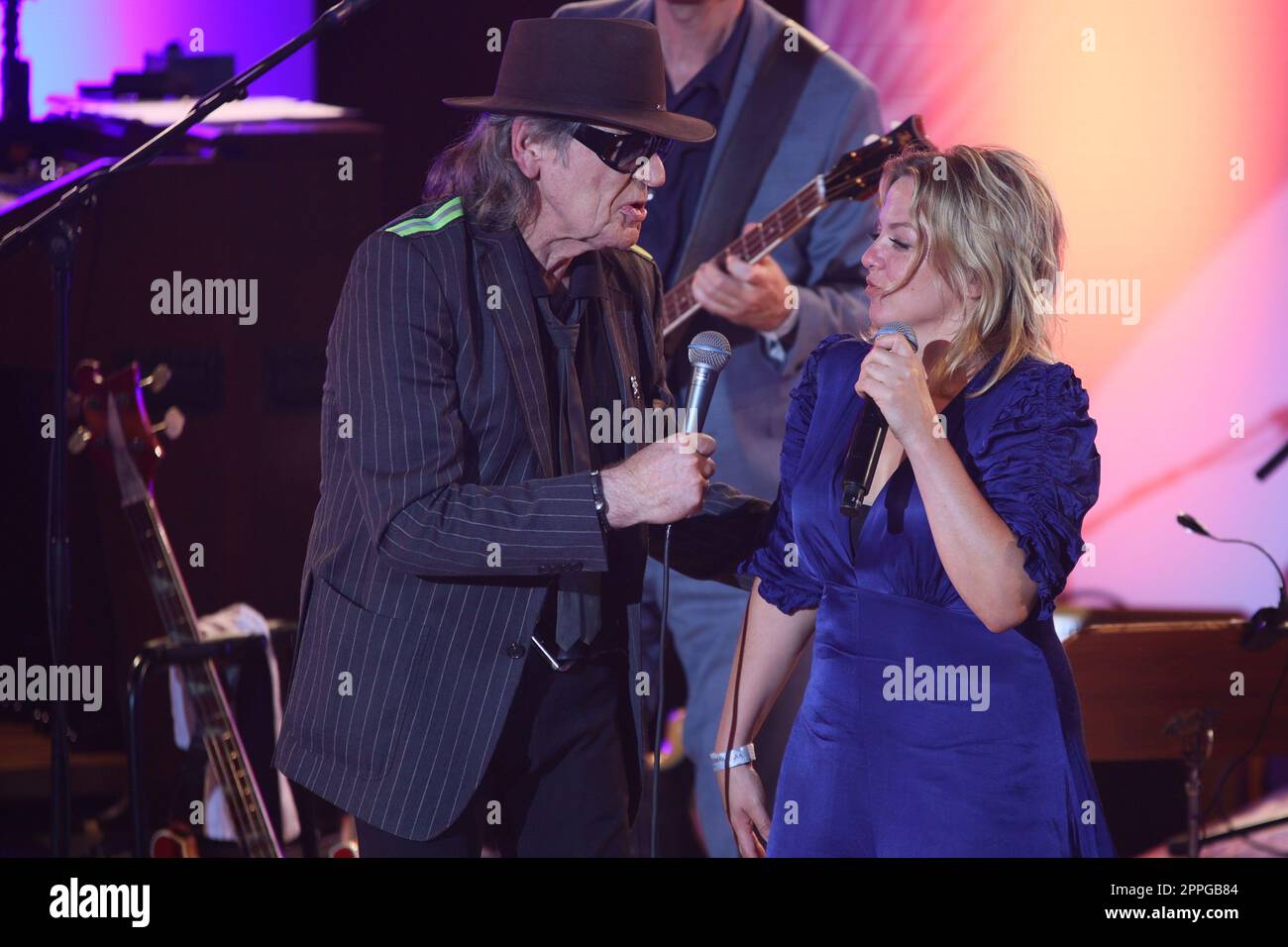 Otto Waalkes, Annett Louisan, "Back to Audimax": Otto celebra l'anniversario con ospiti star, Audimax Hamburg, 15.09.2022 Foto Stock