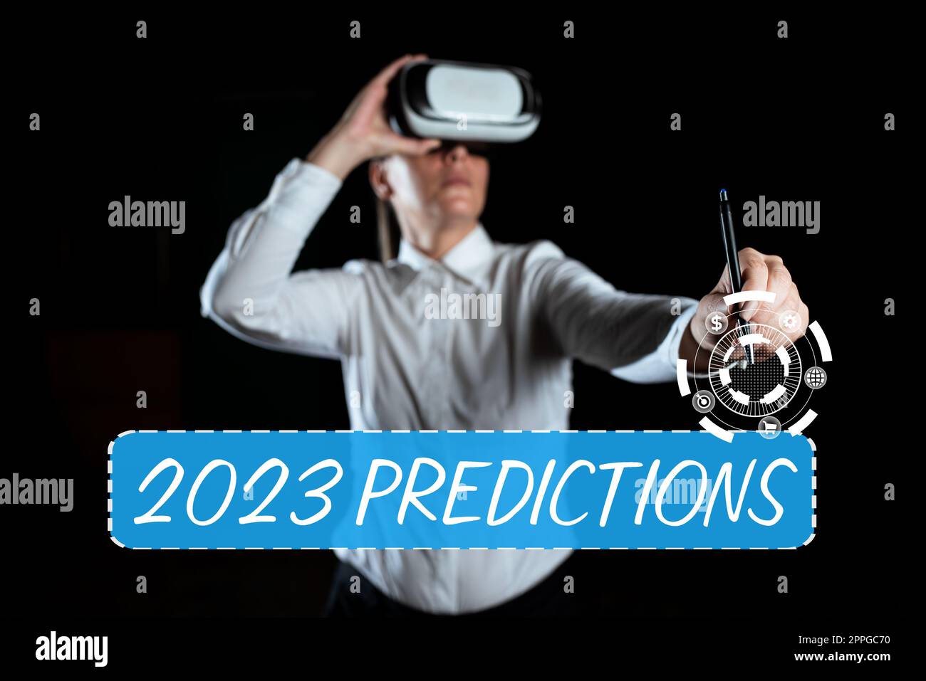 Testo che mostra le previsioni di ispirazione 2023. Lista generale di affari delle cose che ritenete che andando accadere senza prova Foto Stock