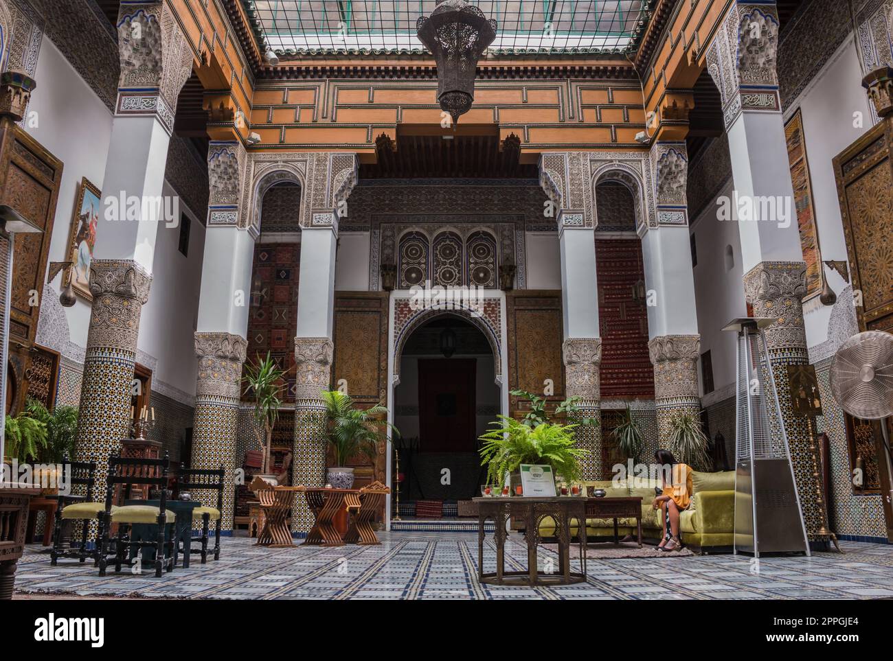 Palais de Fes Dar Tazi Foto Stock