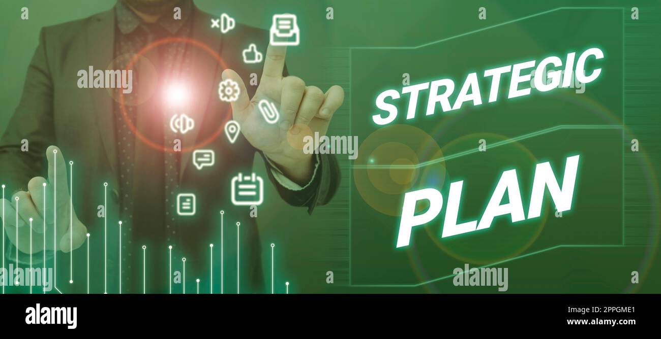 Didascalia concettuale processo di pianificazione strategica per definire la strategia e prendere decisioni. Idea di business processo di definizione di strategia e di decisioni messaggi importanti sulle note adesive sulla scrivania con marcatori e graffette. Foto Stock