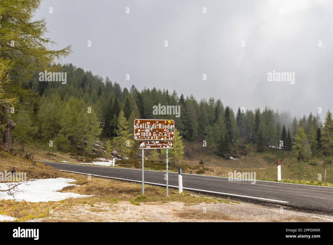 Passo di montagna nella Sella di Rioda, Alpi, Italia Foto Stock