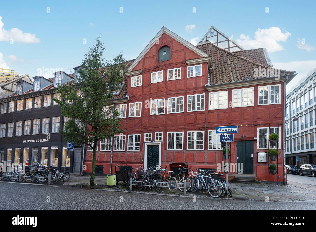Tipica casa colorata a Copenhagen, Danimarca Foto Stock