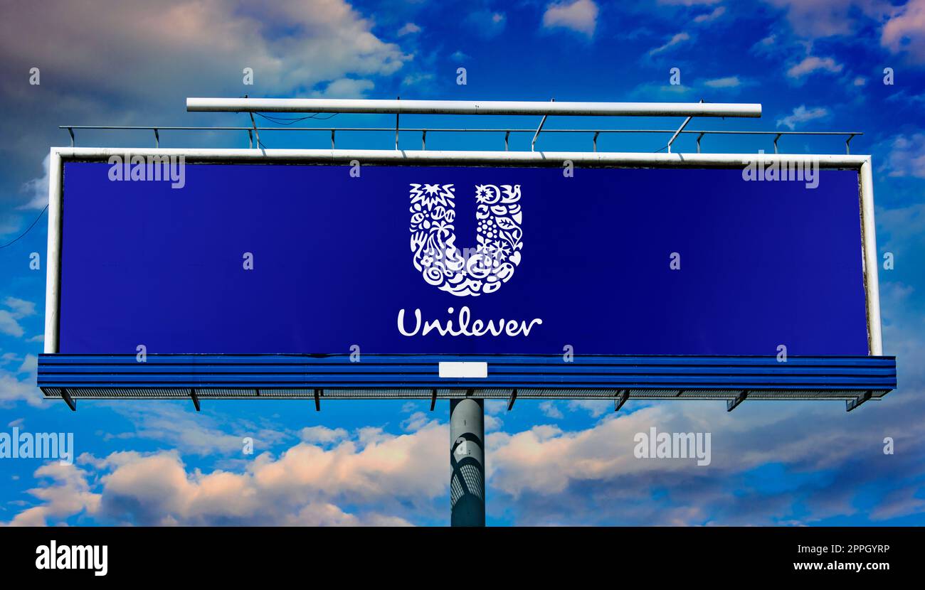 Cartellone pubblicitario con il logo di Unilever Foto Stock