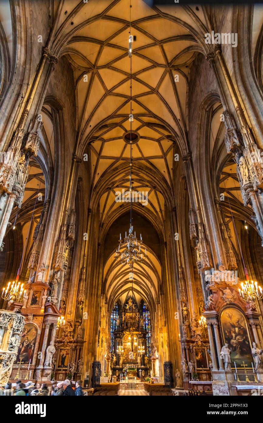 Interno della Cattedrale di Santo Stefano a Vienna, Austria Foto Stock