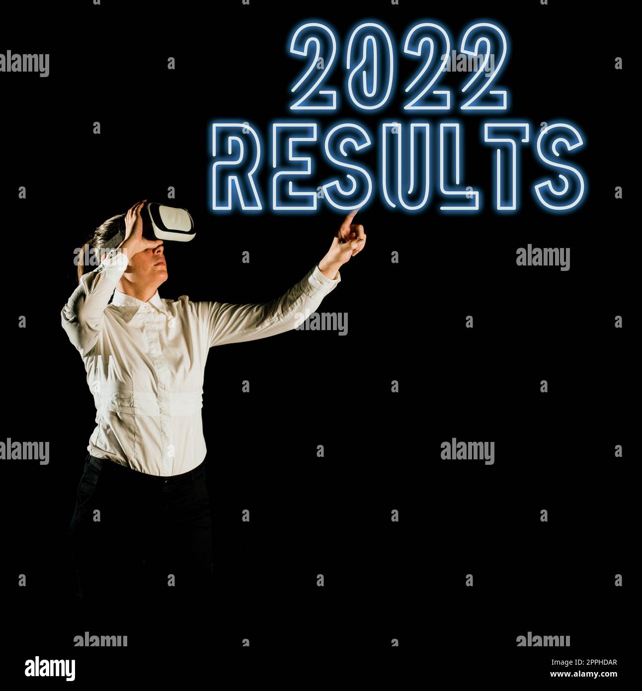 Segno che mostra 2022 risultati. Panoramica aziendale qualsiasi risultato di un'azione o di un evento che si verifica nel 2022 Foto Stock