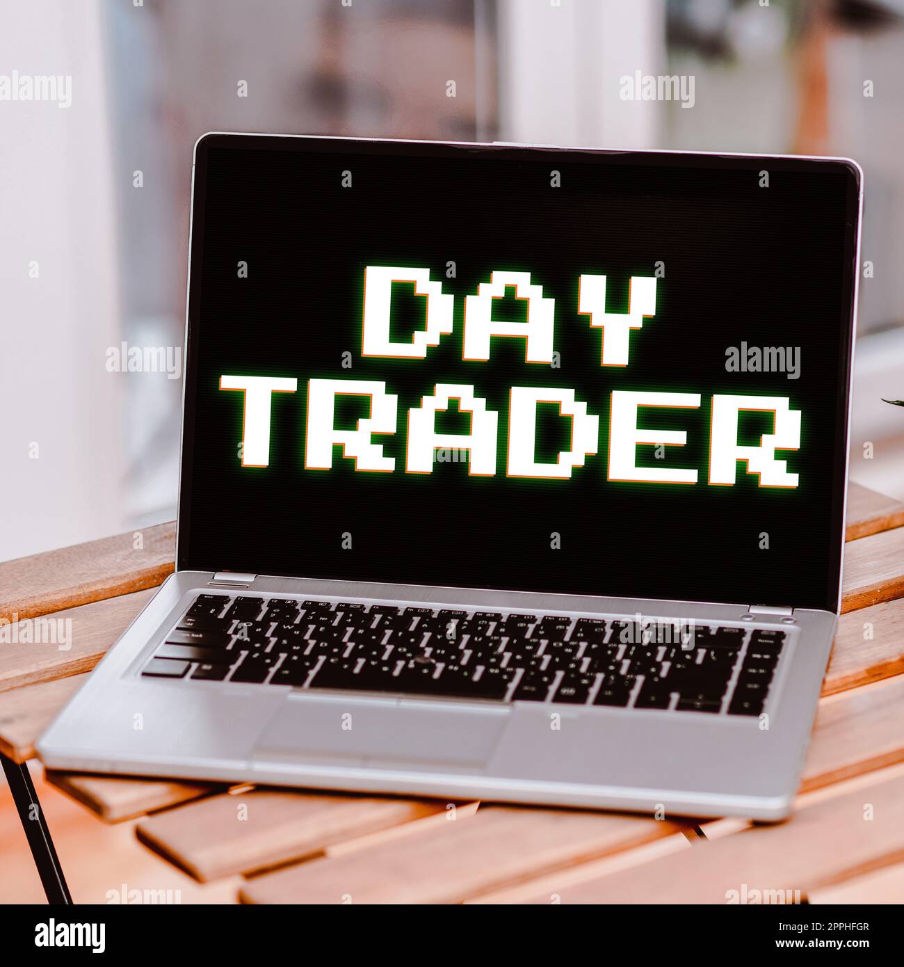 Scrittura a mano testo Day Trader. Parola scritta su Una persona che acquista e vende strumenti finanziari entro il giorno Foto Stock