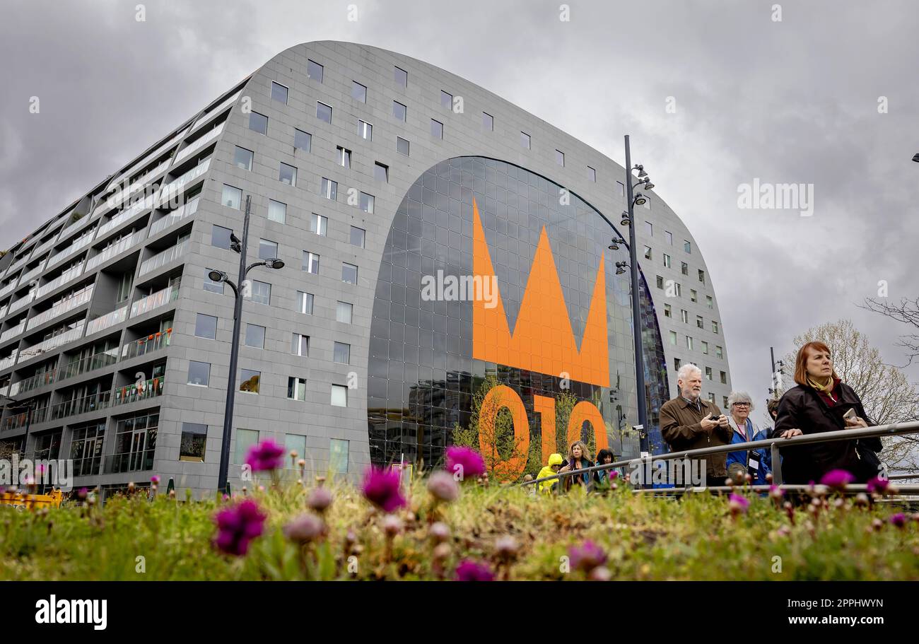 ROTTERDAM - il Markthal è stato decorato con adesivi in preparazione del giorno del Re nel centro di Rotterdam, dove la famiglia reale visiterà. ANP ROBIN VAN LONKHUIJSEN olanda fuori - belgio fuori Foto Stock