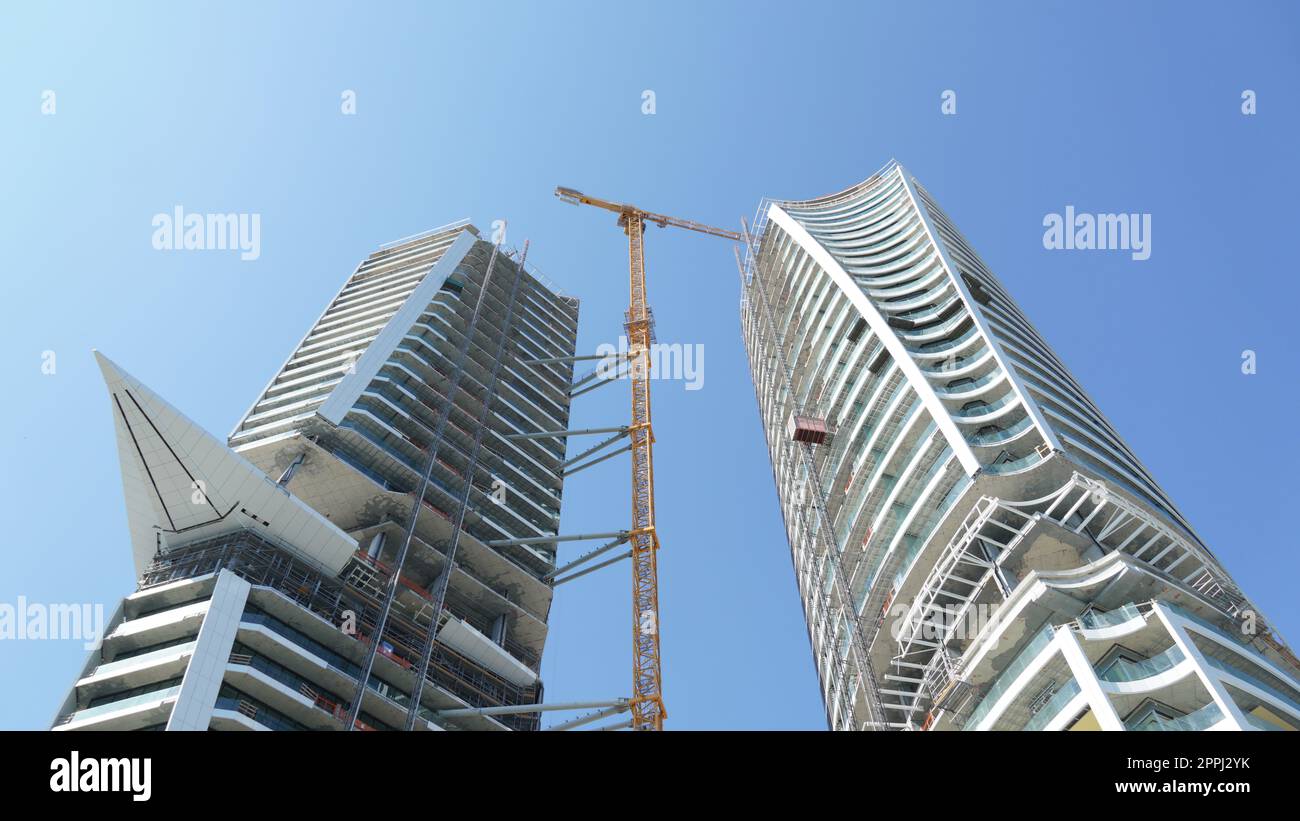 Limassol, Cipro - 09 ottobre 2022:Towers of Trilogy appartamenti cantiere. Cipro Foto Stock