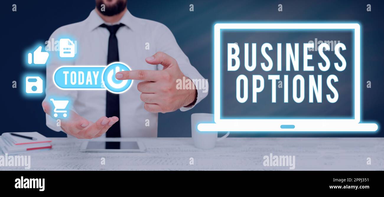 Didascalia di testo che presenta le Business Options. Approccio aziendale commercio di valore da una parte a un'altra per Goods Man che presenta più grafici e punta sul pulsante di accensione. Foto Stock
