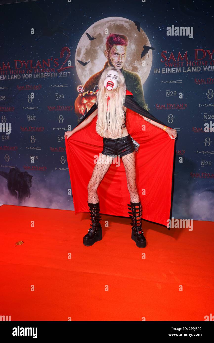 Theresia Behrend-Fischer, Sam Dylans 'Sweet House of Horror' Halloween Party, TeamEscape, Koeln, 27.10.2022 Foto Stock