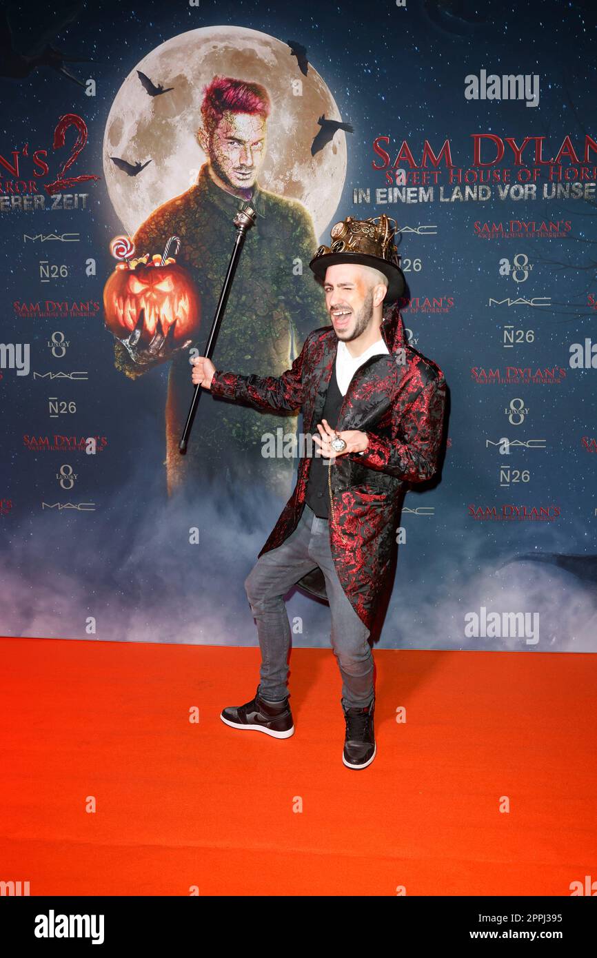 Dominik Porschen, Sam Dylans 'Sweet House of Horror' Halloween Party, TeamEscape, Koeln, 27.10.2022 Foto Stock