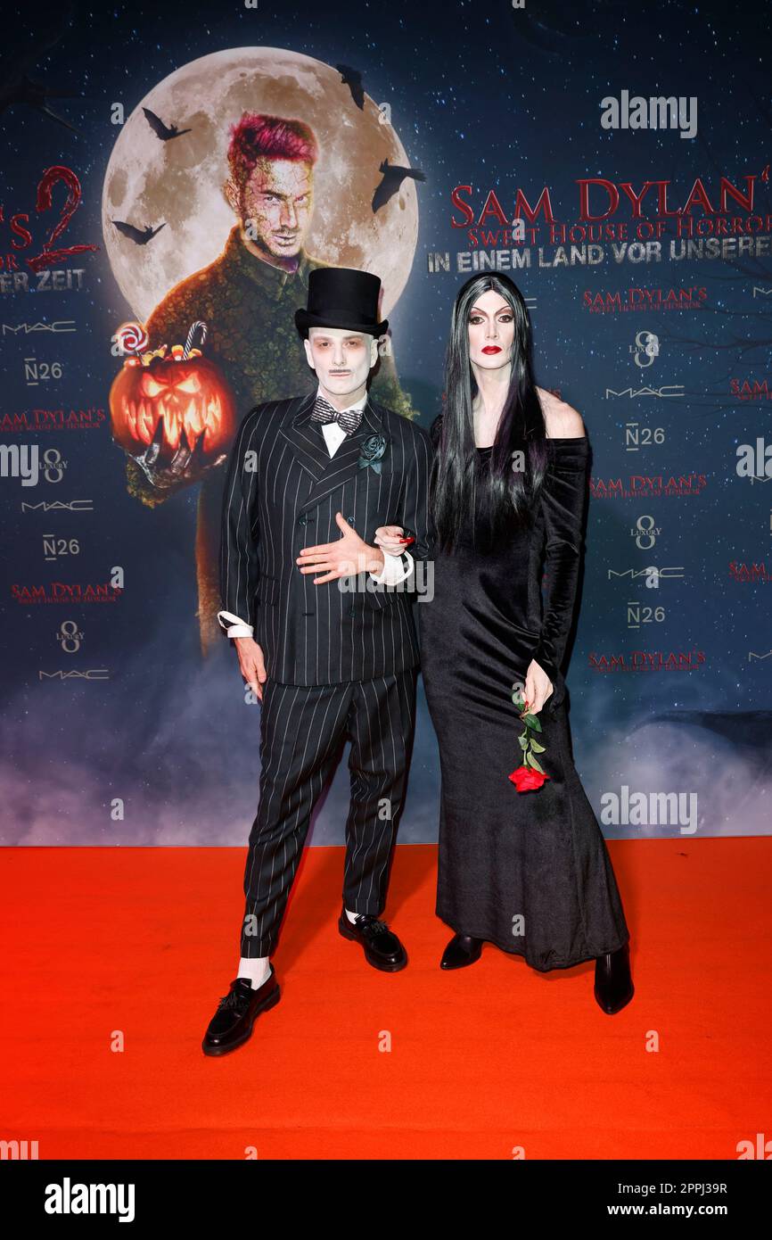 Arne Bruns, Kevin Schaefer, Sam Dylans 'Sweet House of Horror' Halloween Party, TeamEscape, Koeln, 27.10.2022 Foto Stock