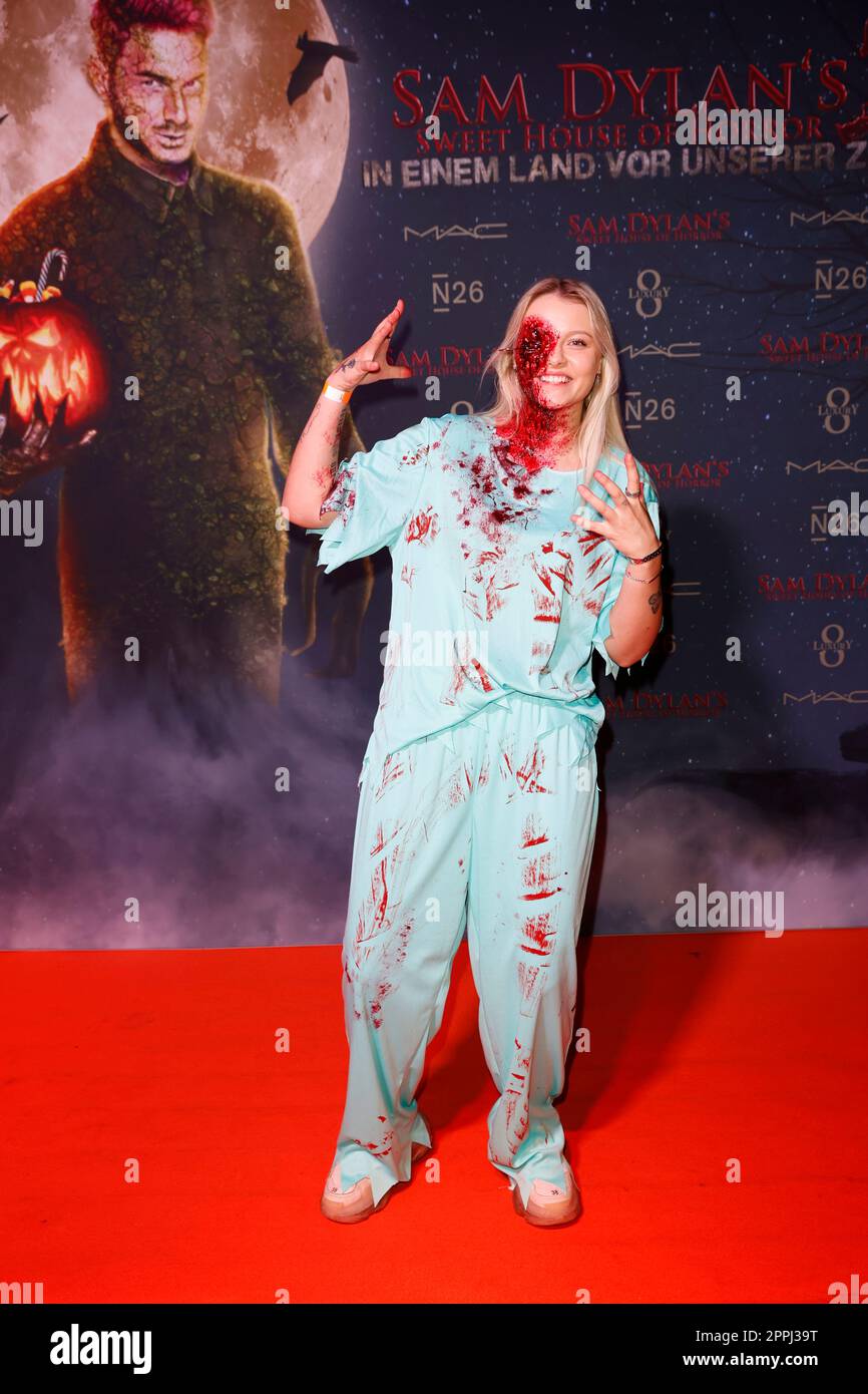 Maja Hochhalter, Sam Dylans 'Sweet House of Horror' Halloween Party, TeamEscape, Koeln, 27.10.2022 Foto Stock