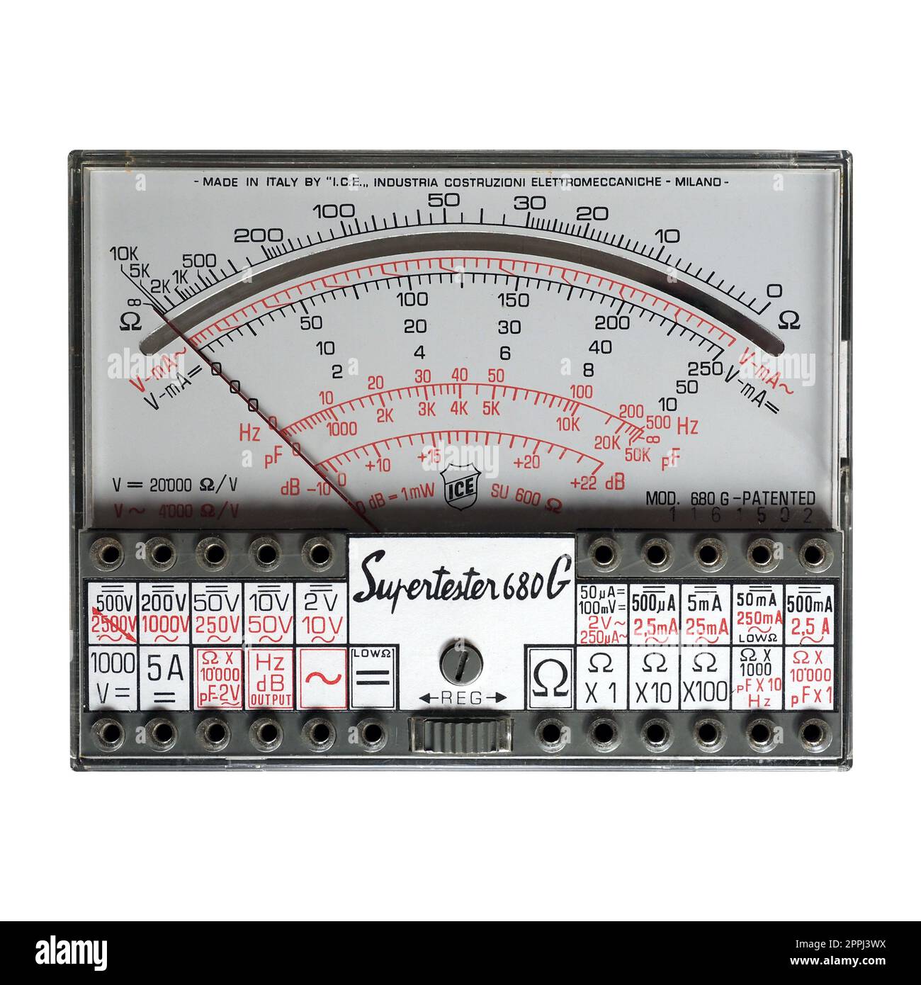 Multimetro analogico ICE 680-G. Foto Stock