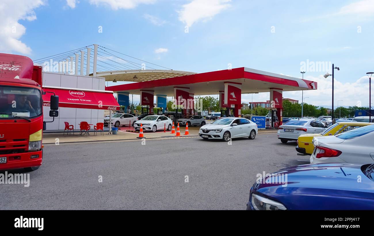 Marmaris, Turchia - 23 settembre 2022: Distributore di benzina Ofisi Foto Stock