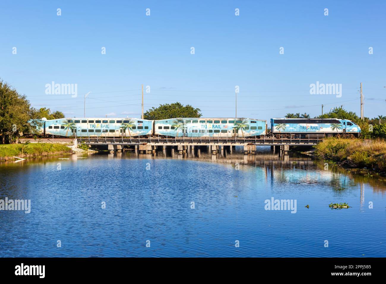 Tri-Rail, treno pendolare a Delray Beach, Florida, Stati Uniti Foto Stock