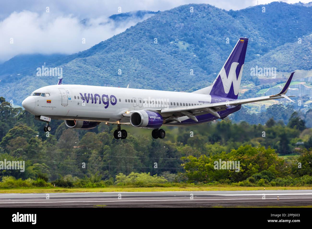 Wingo Boeing 737-800 all'aeroporto Medellin Rionegro in Colombia Foto Stock