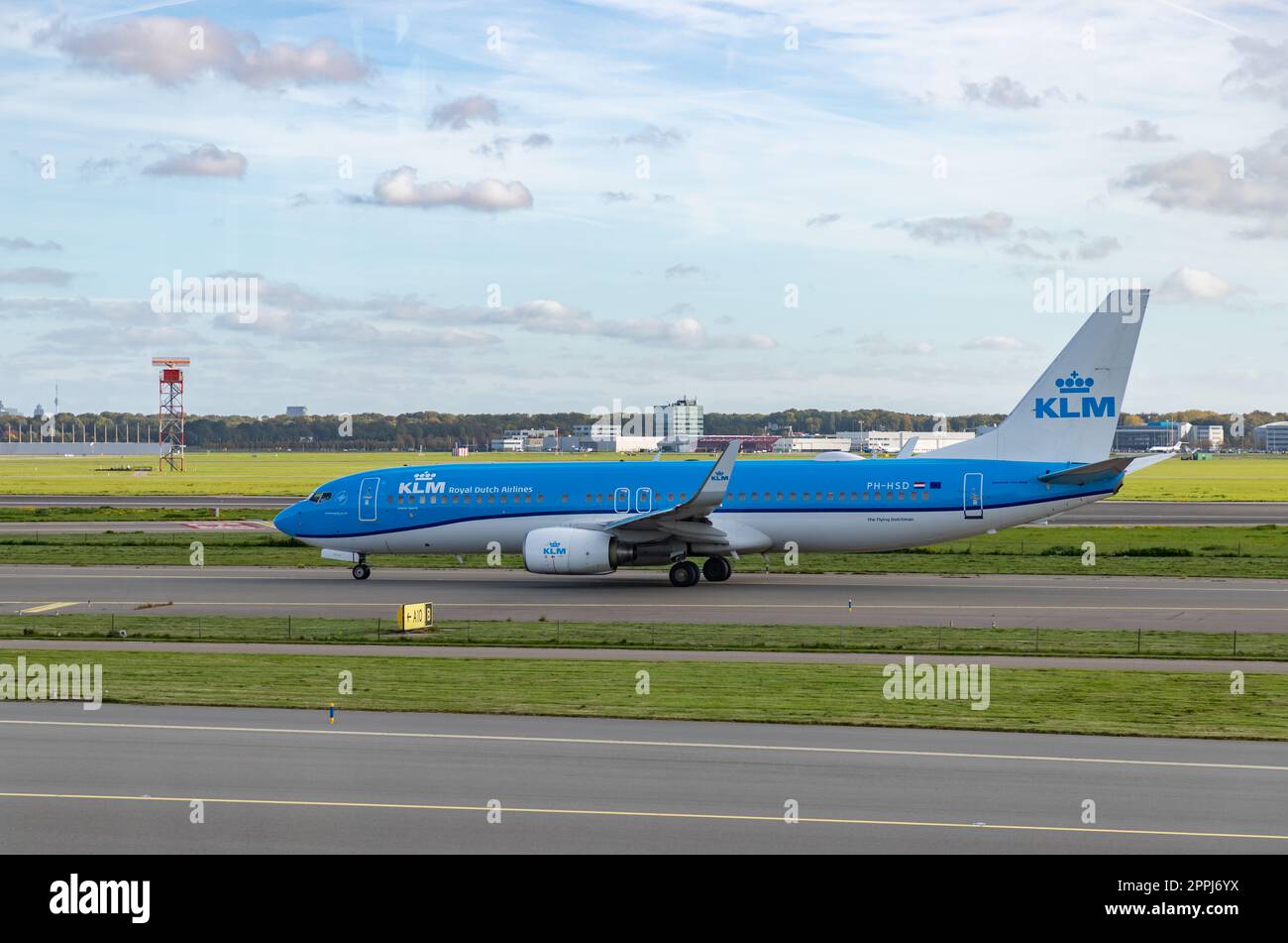 Piano KLM sulla pista Foto Stock