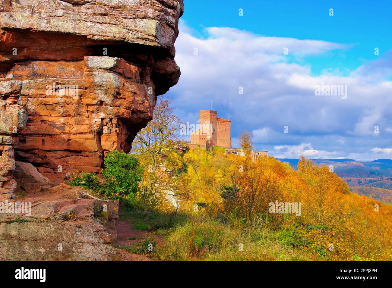 castello Trifels nella foresta del Palatinato, Germania Foto Stock