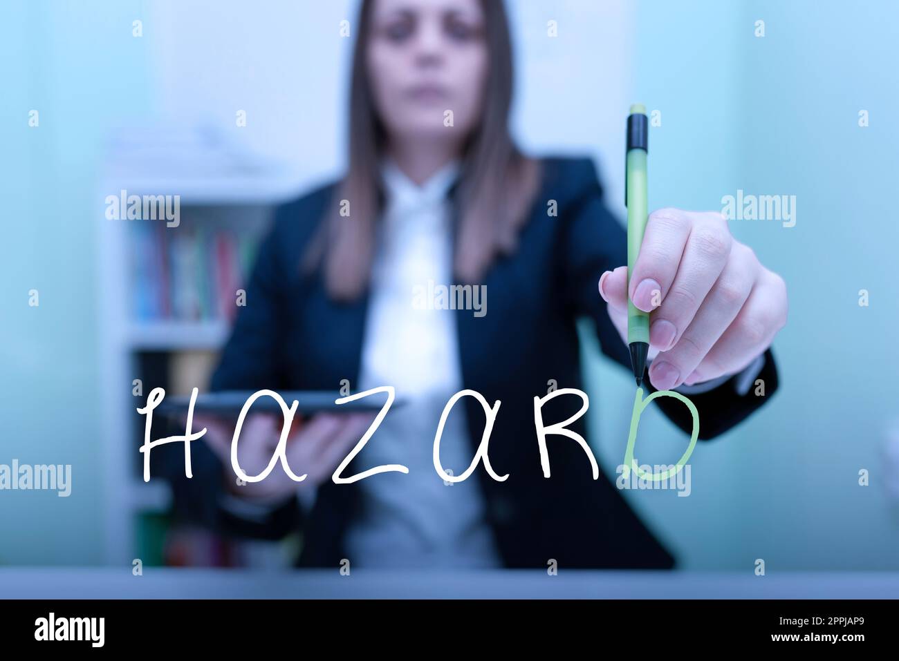 Segnalazione di pericolo. Conto aziendale o dichiarazione che descrive il pericolo o il rischio Foto Stock