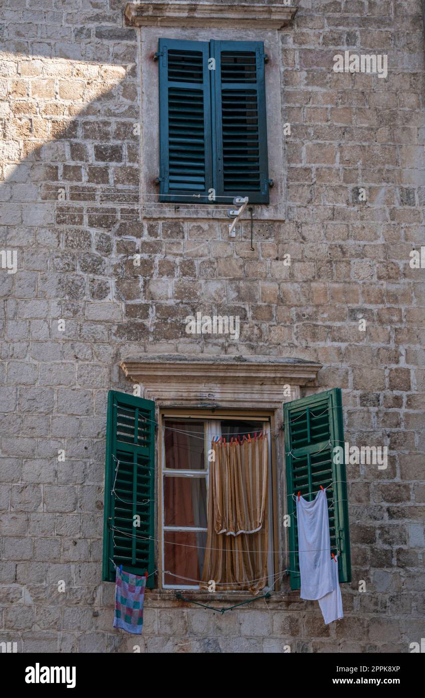Architettura nel centro storico di Kotor in Montenegro Foto Stock