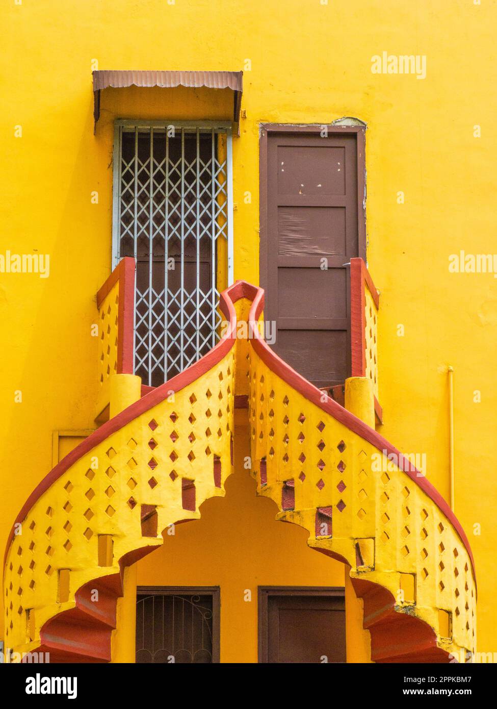 Schema di scale di colore giallo Foto Stock