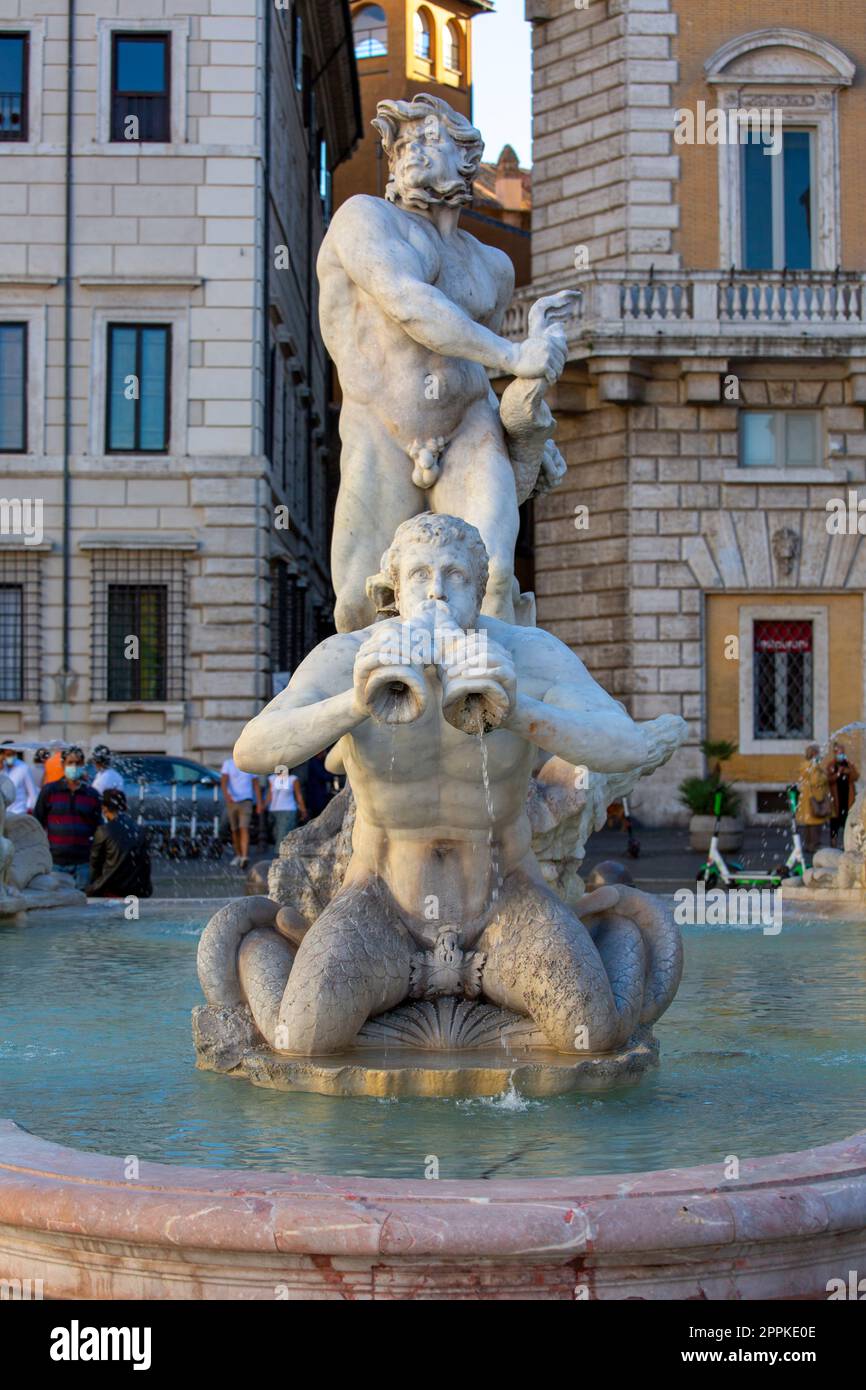 Fontana del Moro si trova in Piazza Navona, Roma, Italia. Foto Stock