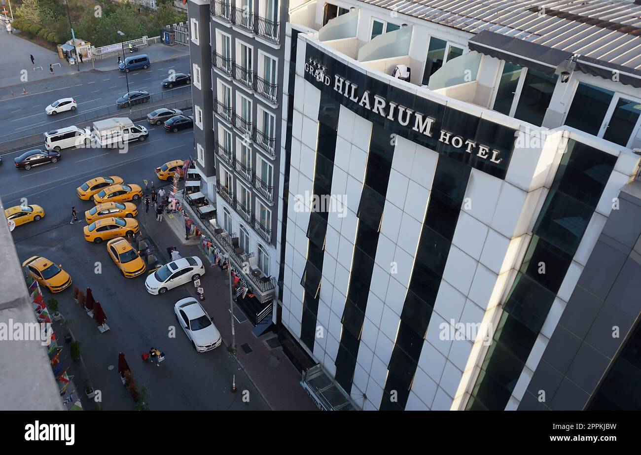 Istanbul, Turchia - 14 settembre 2022: Vista sulla strada a Sultanahmet Foto Stock