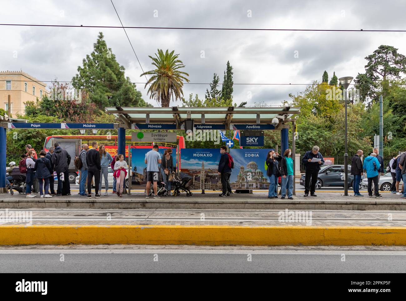 Fermata del tram e dell'autobus di Syntagma Foto Stock