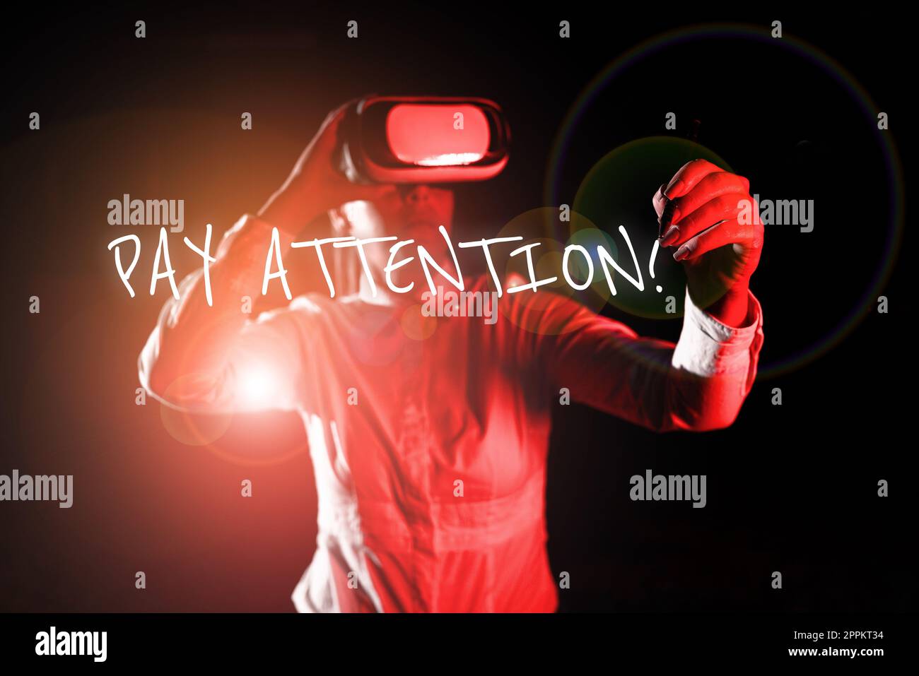 Ispirazione che mostra il segno State attenti. Concetto del Internet prenda l'avviso di qualcuno o qualcosa come incidente di azione Foto Stock